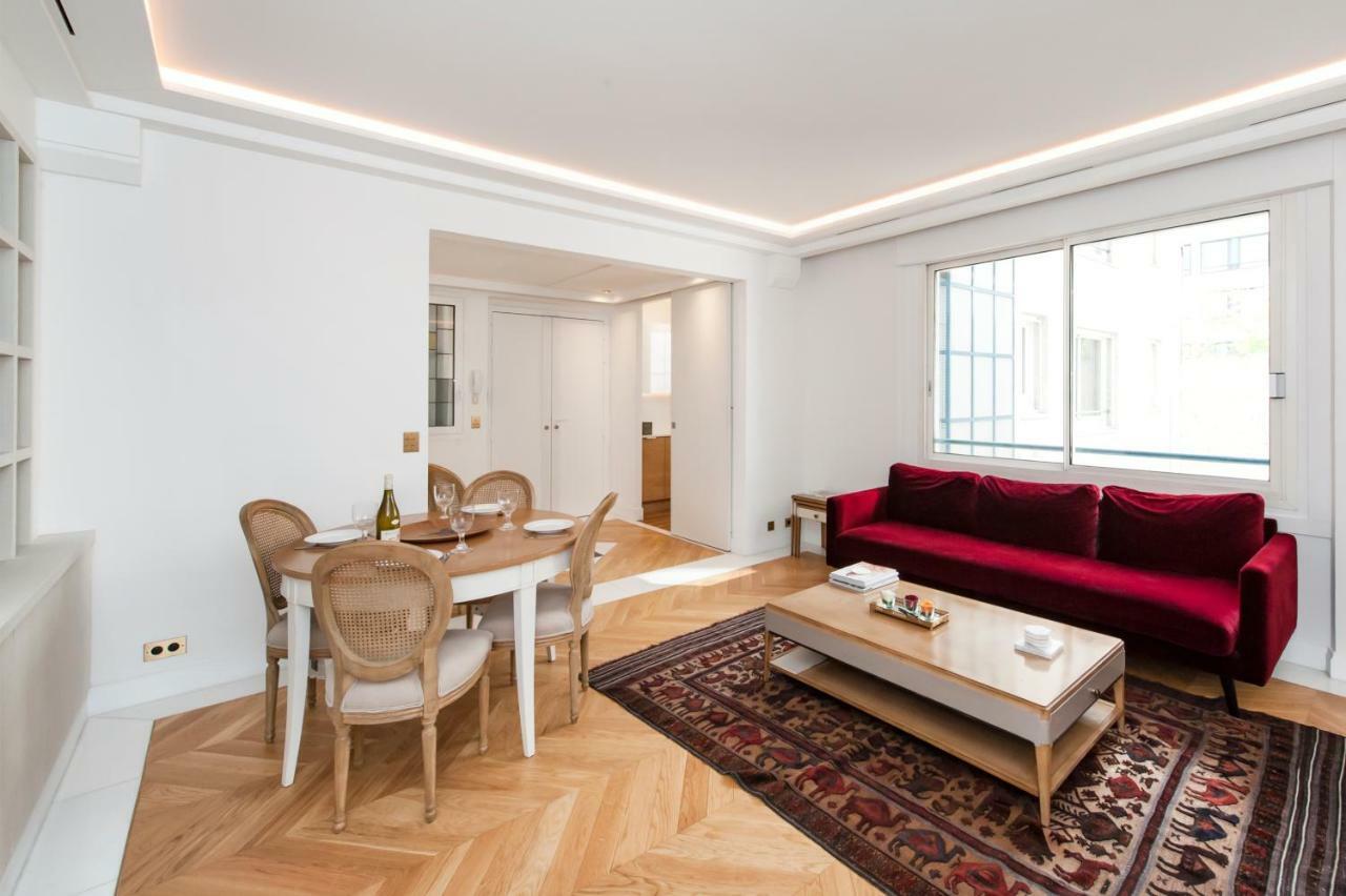 פריז Luxury Montaigne Apartment מראה חיצוני תמונה